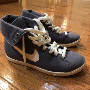 Nike High-Too Canvas Sneakers